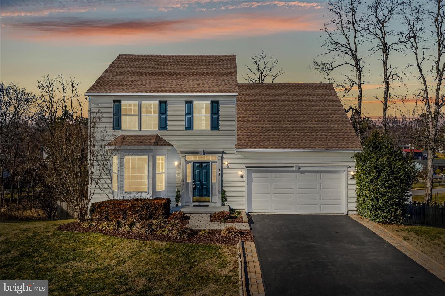 296 Kimberwicke Drive N, Charles Town