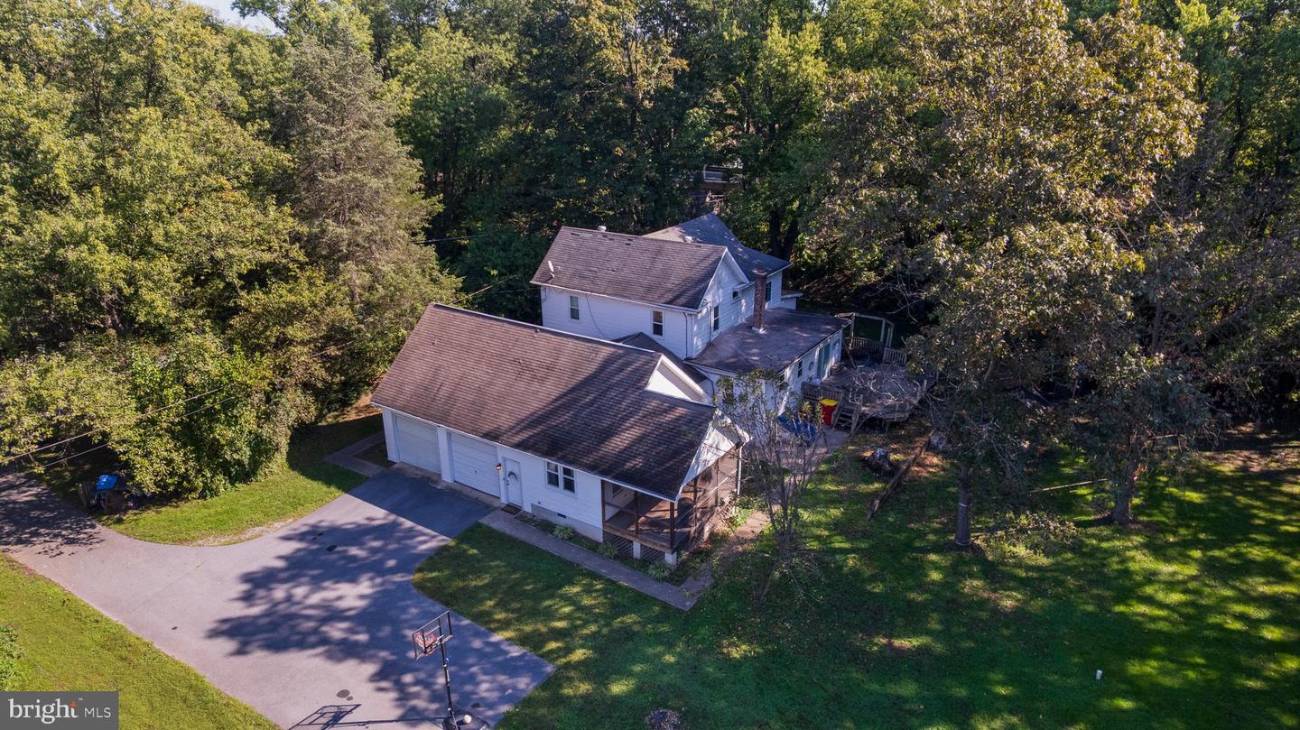 24 Potomac Avenue, Shenandoah Junction