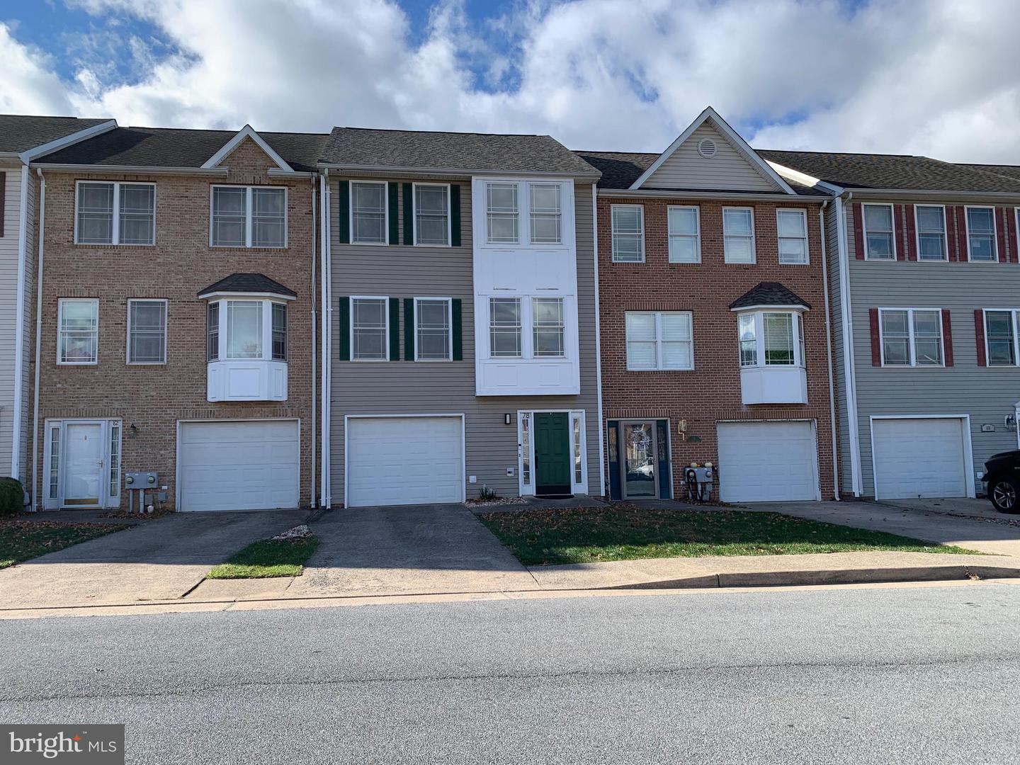 78 Baltusrol Drive, Charles Town