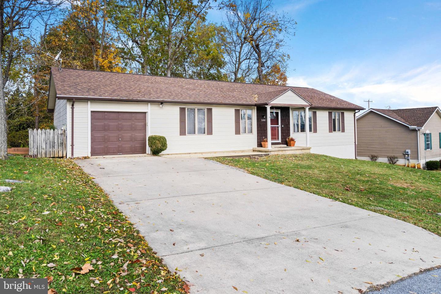 546 Fenway Drive, Charles Town