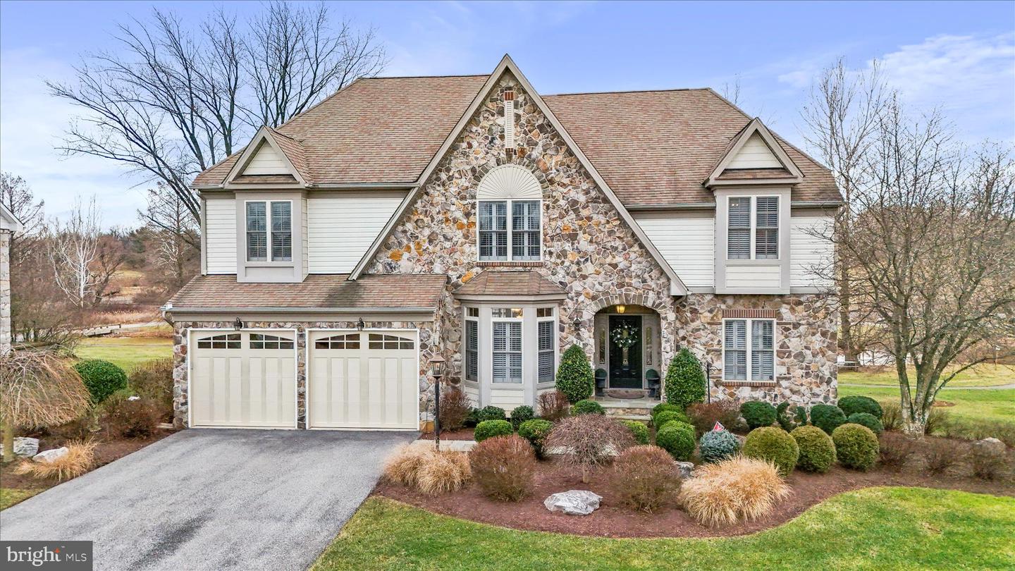 33 Louisa Beall Lane