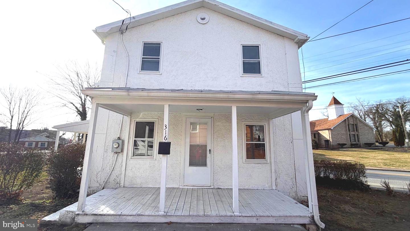 316 S West Street, Charles Town