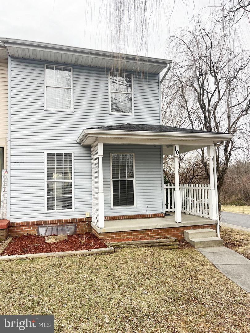 10 Swallow Ct., Charles Town