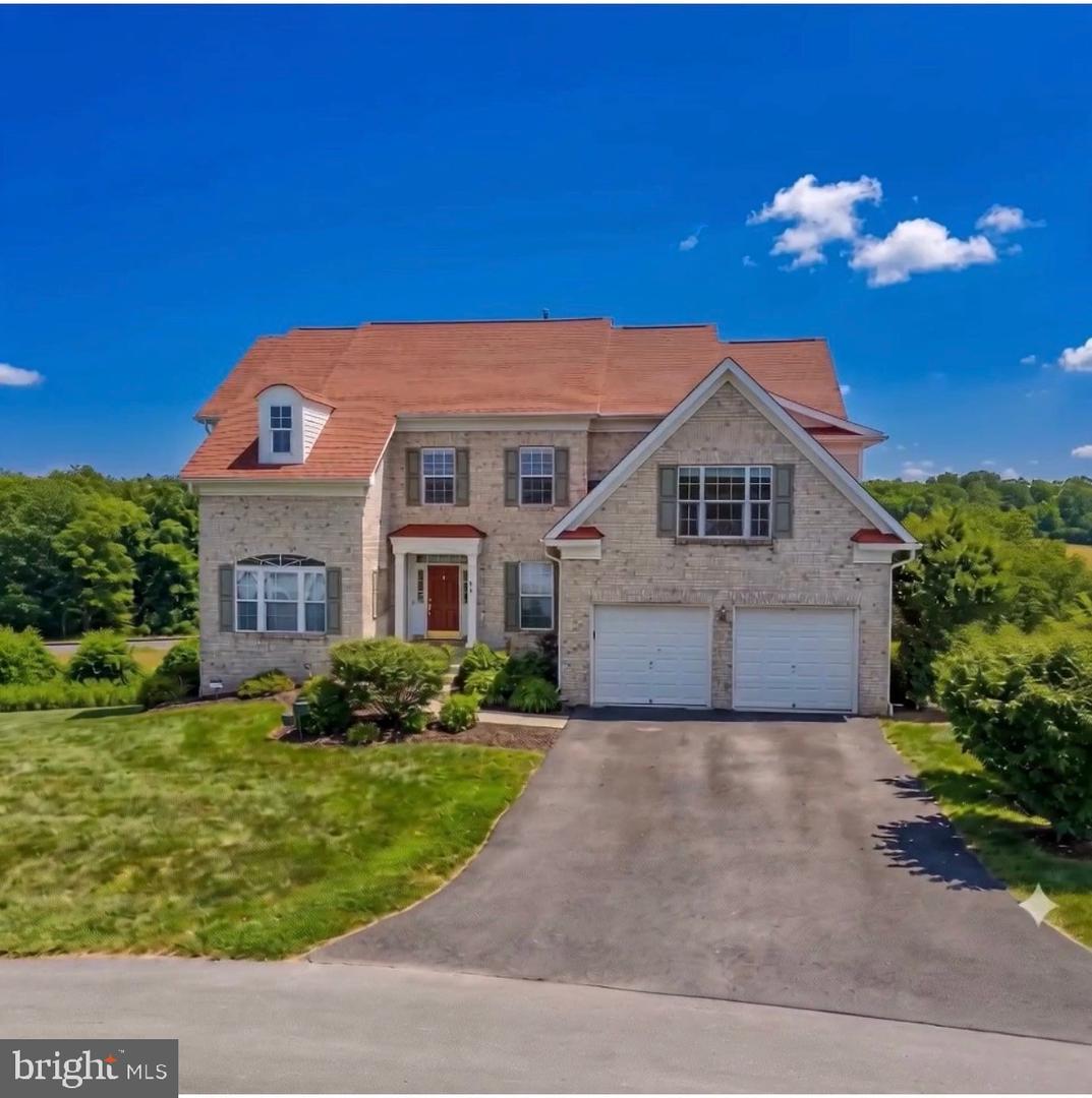 48 Field Crest Court