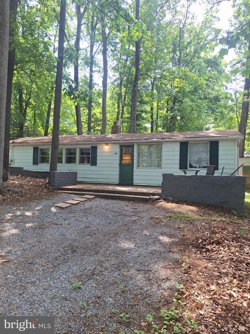 178 Huckleberry Lane