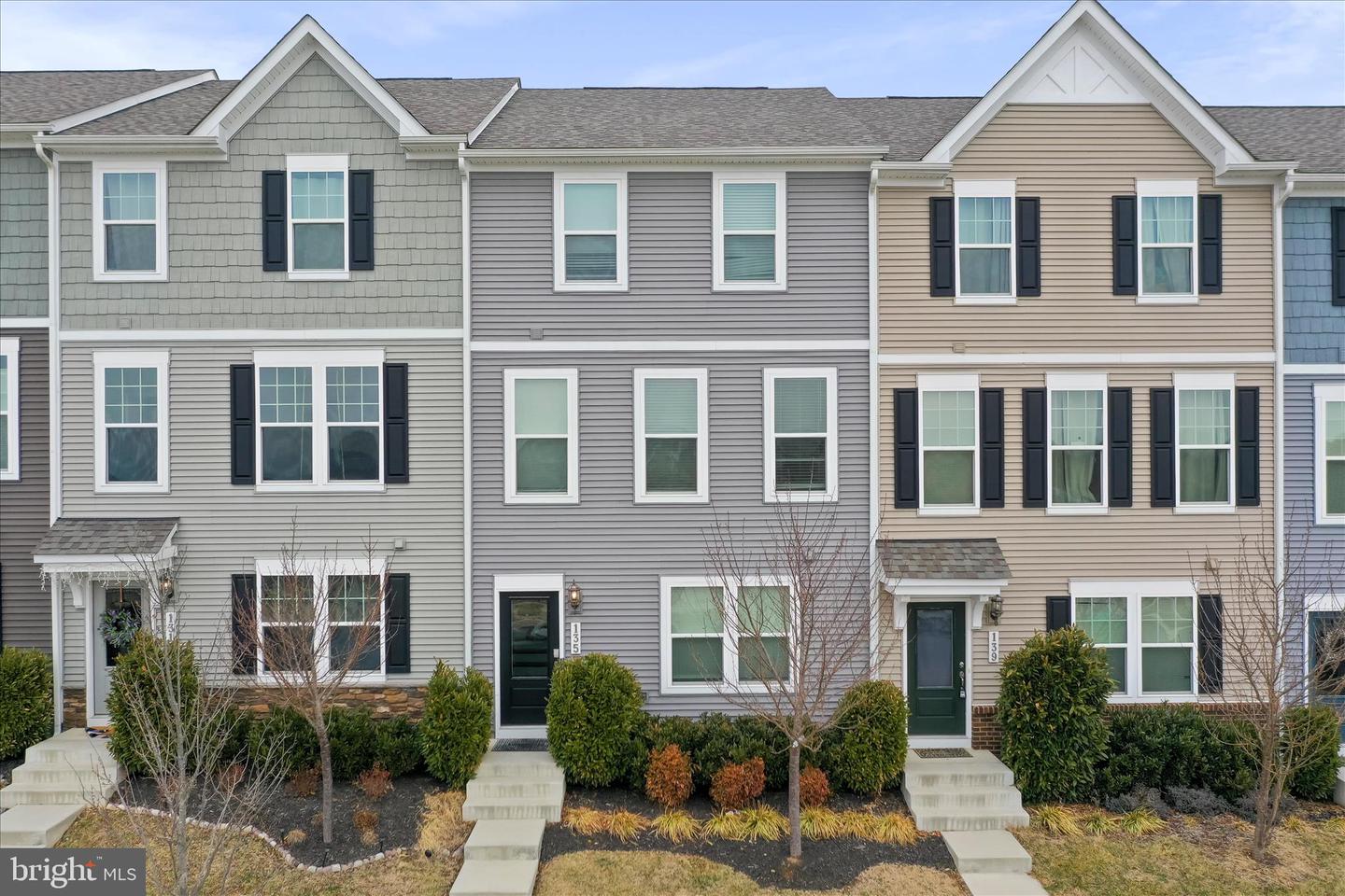 135 Presidents Pointe Avenue