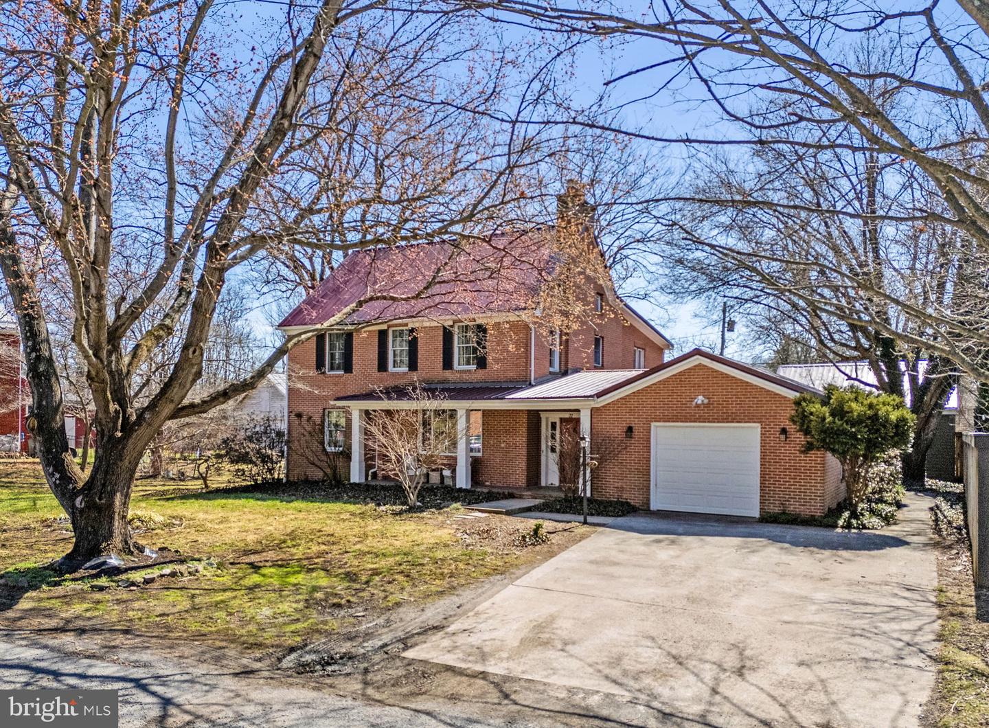 22 Fairmont Avenue