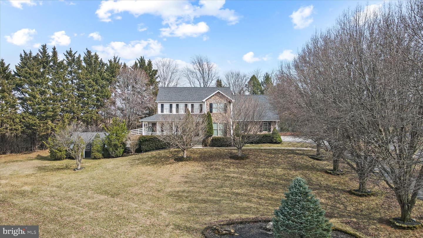108 Foxhall Road, Charles Town
