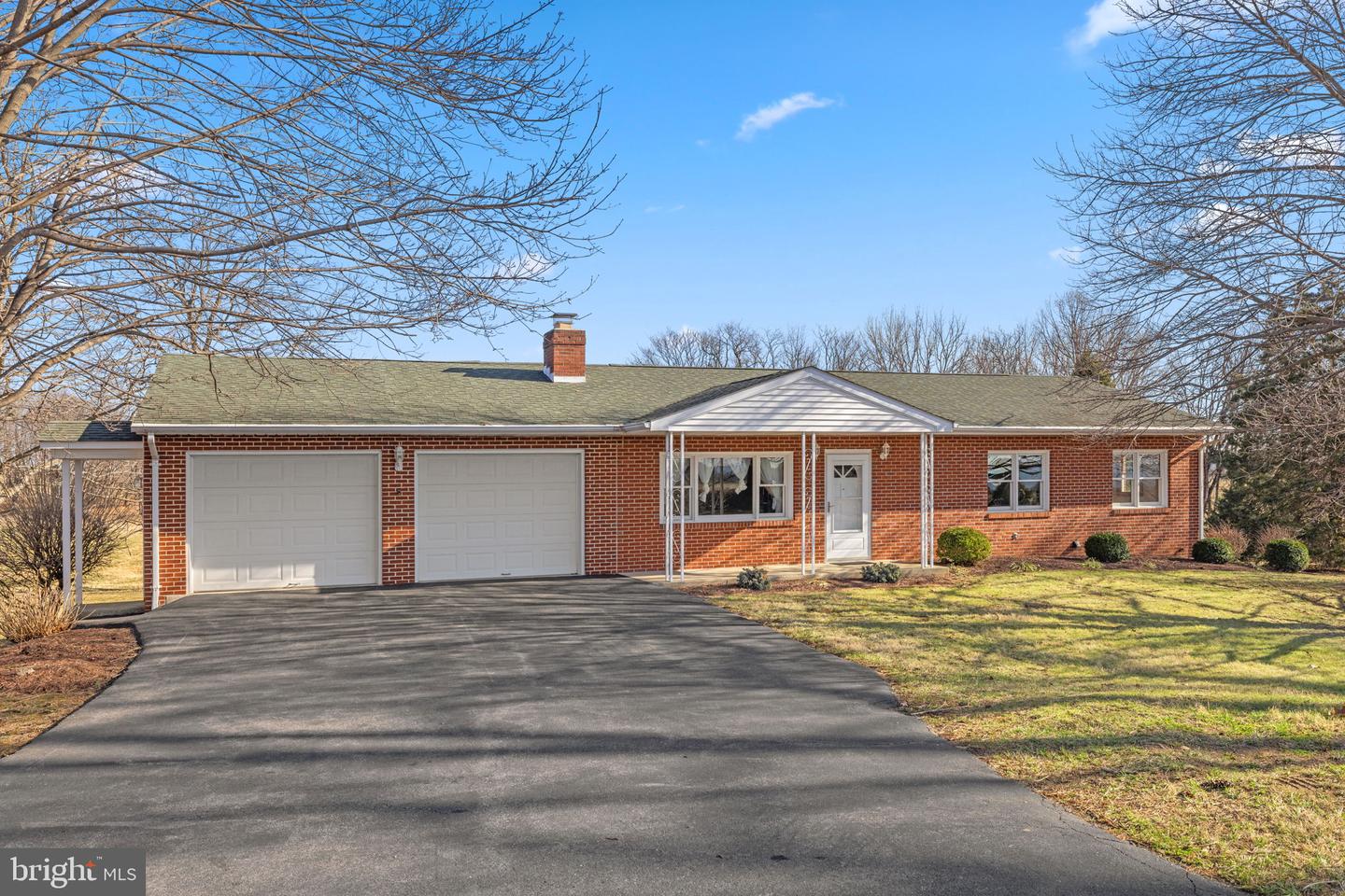 7737 Summit Point Road, Charles Town