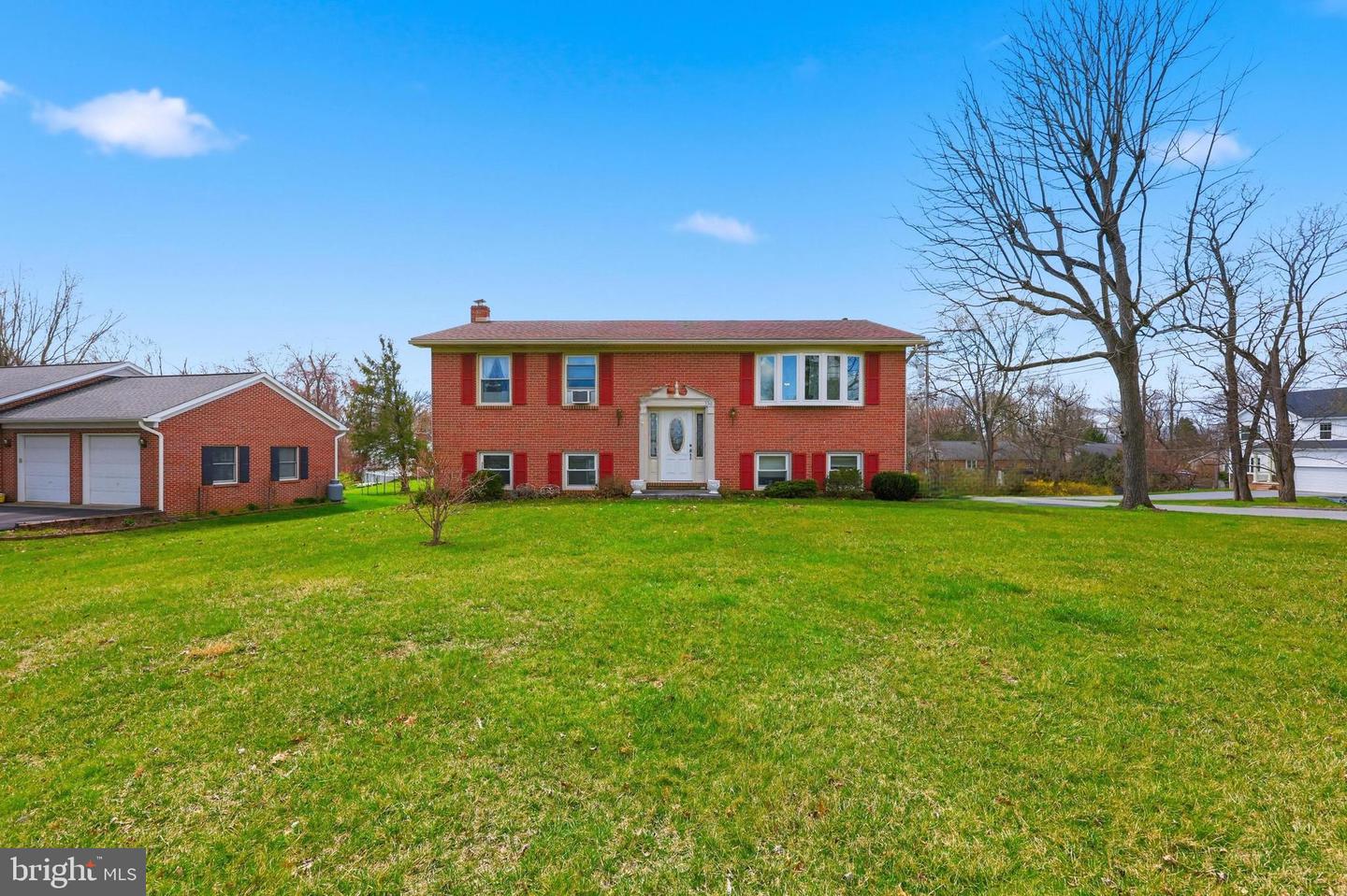 530 Tuscawilla Drive, Charles Town