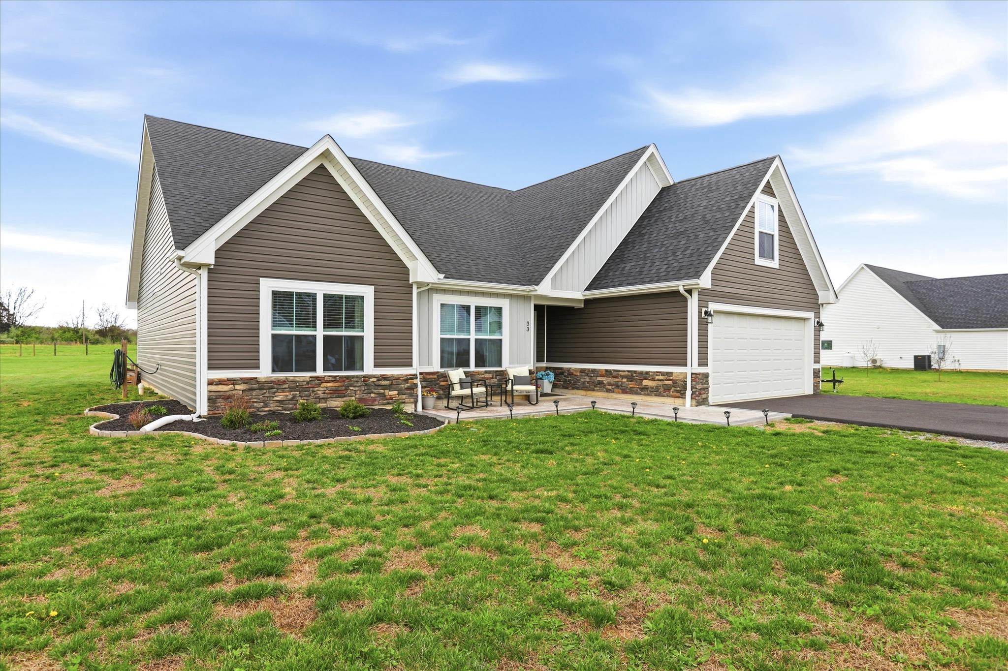 33 Ancient Oaks Court, Charles Town