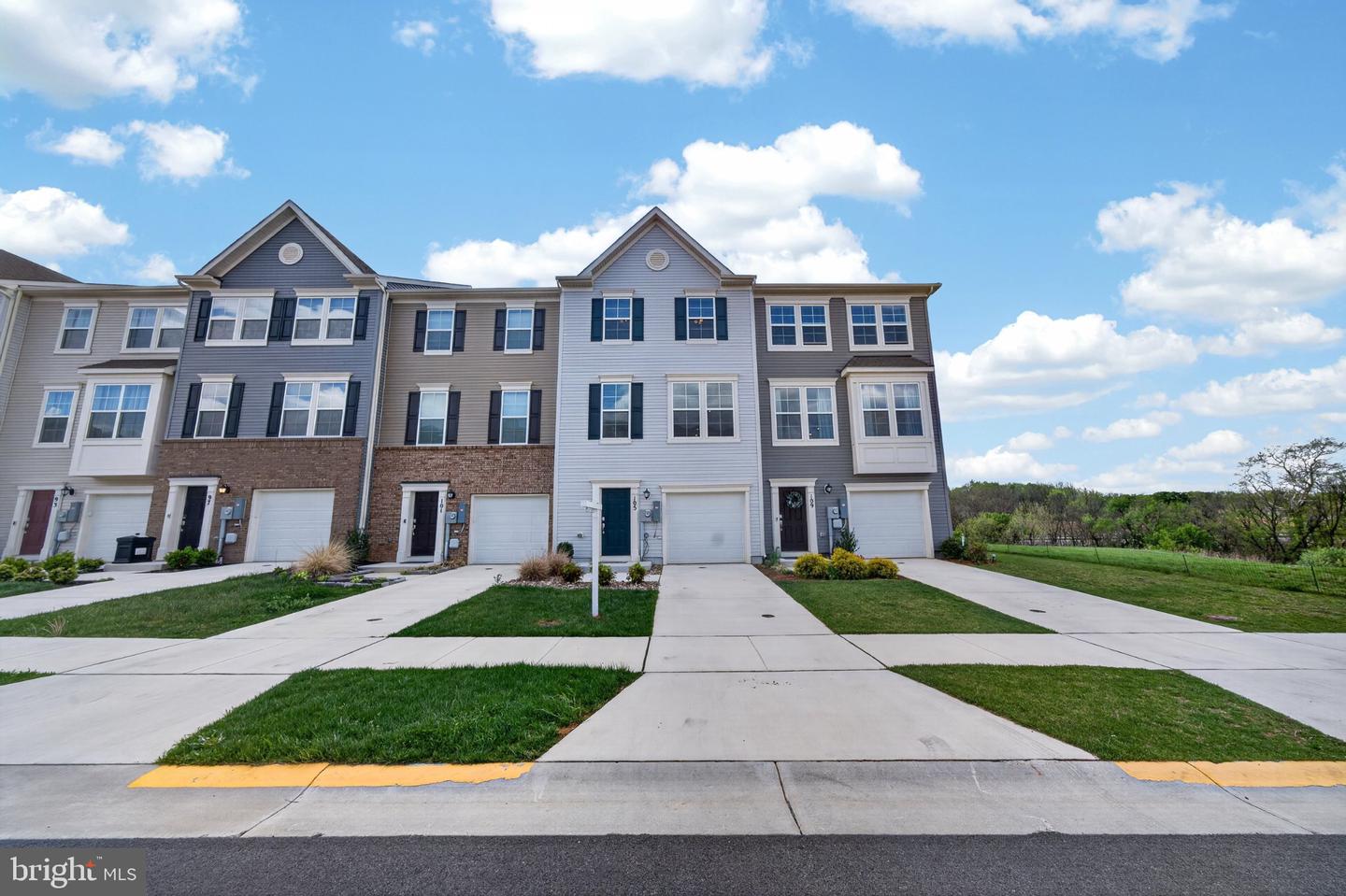 105 Extrovert Drive, Charles Town