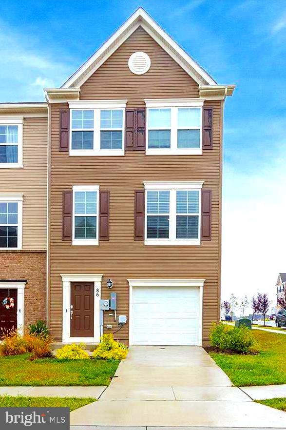 86 Extrovert Drive, Charles Town