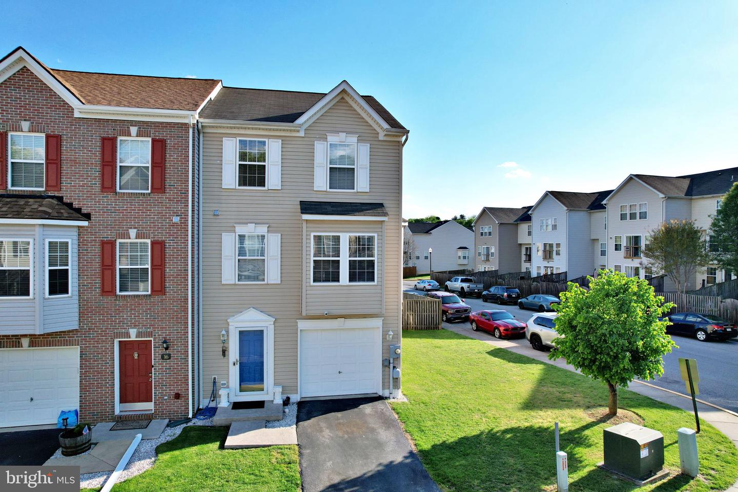 12 Bruce Drive