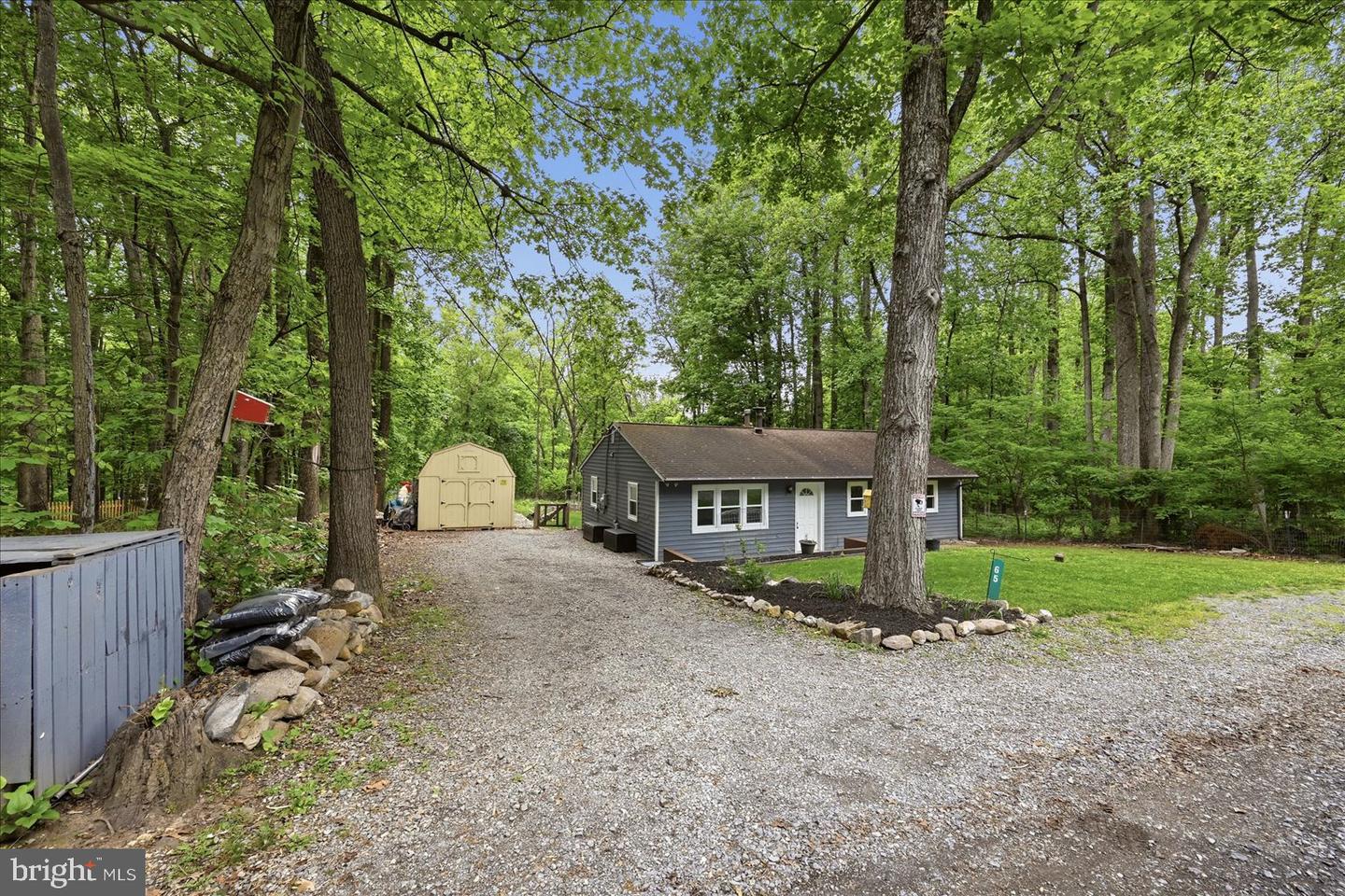 65 Floral Lane, Harpers Ferry
