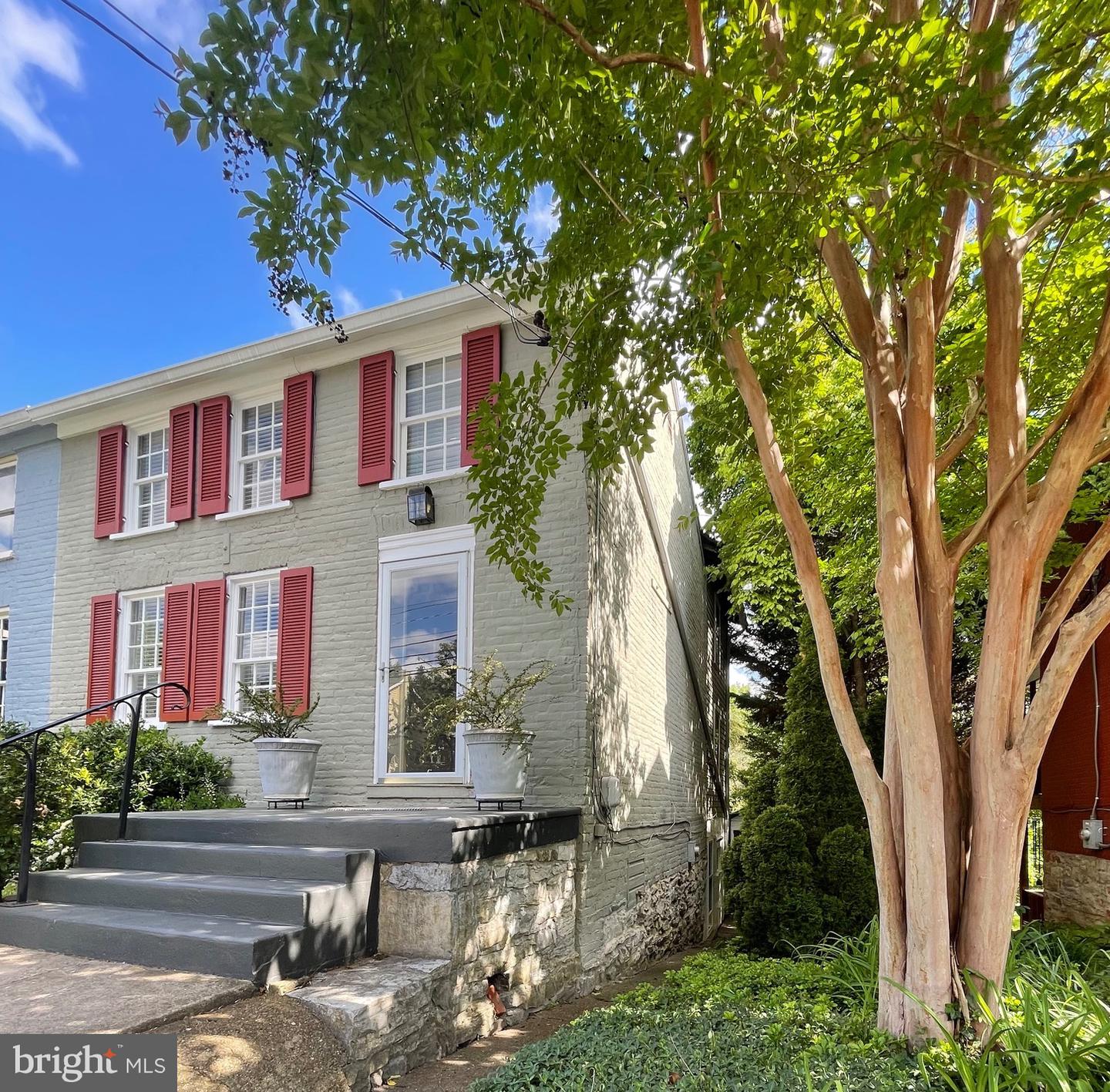 205 W High Street, Shepherdstown
