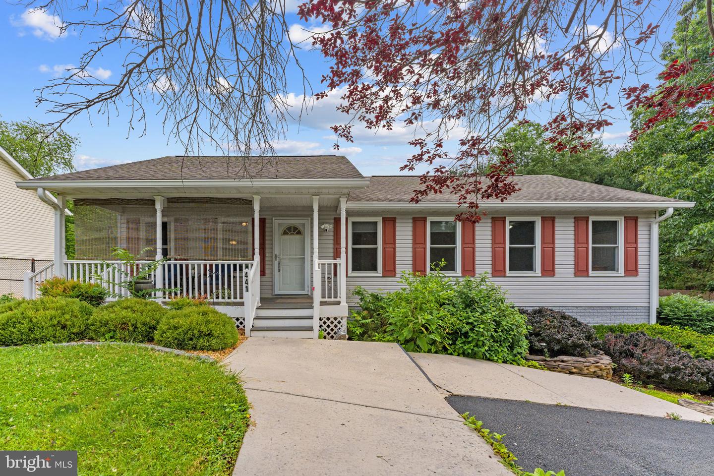 441 Palomino Place
