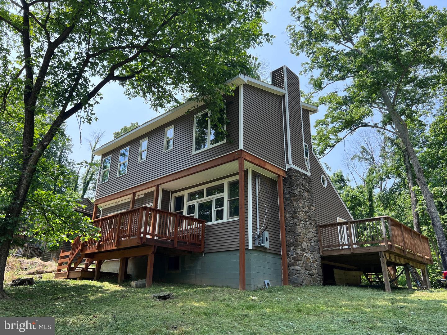 334 Shenandoah River Drive