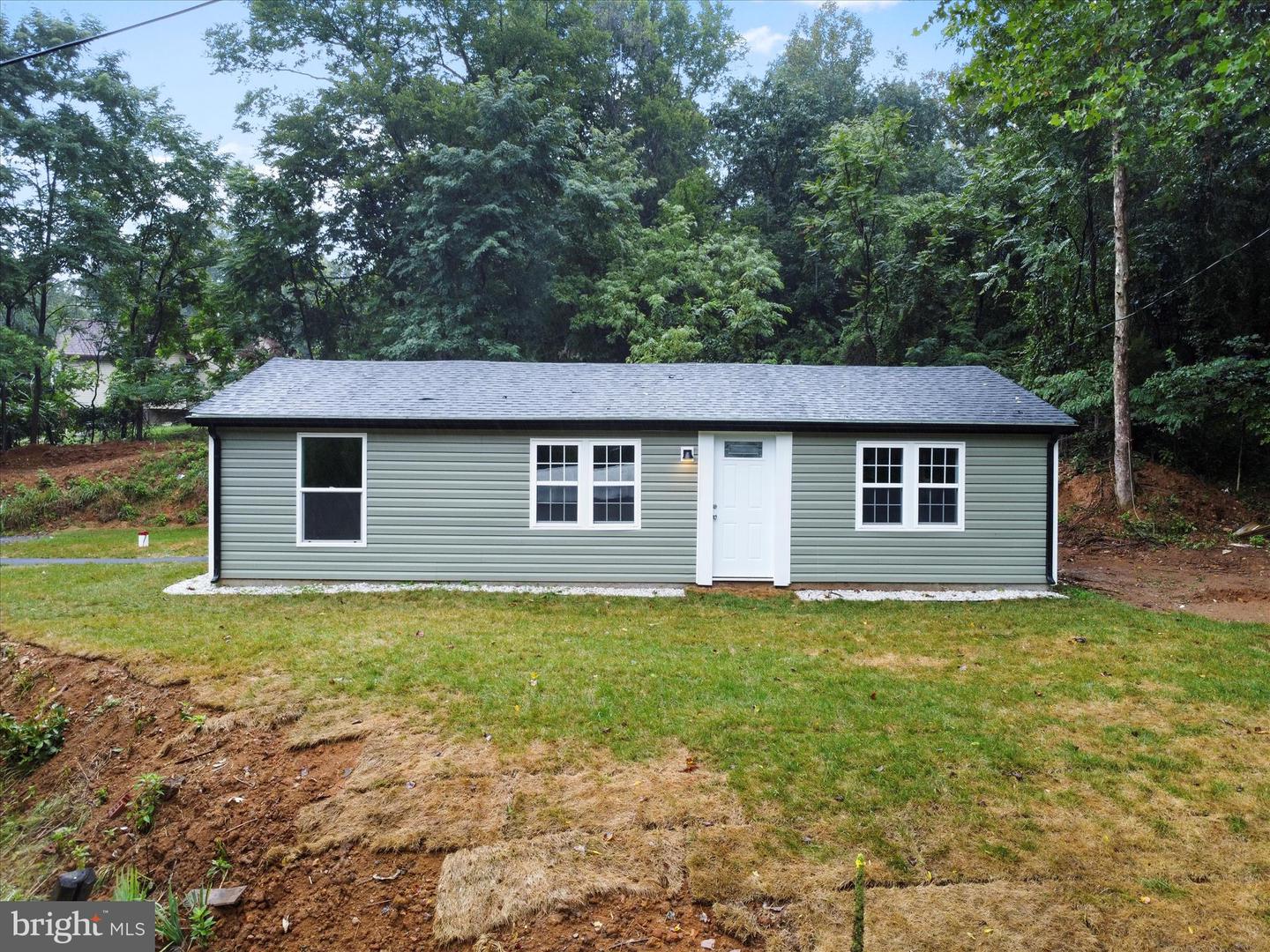 1712 Shenandoah River Drive