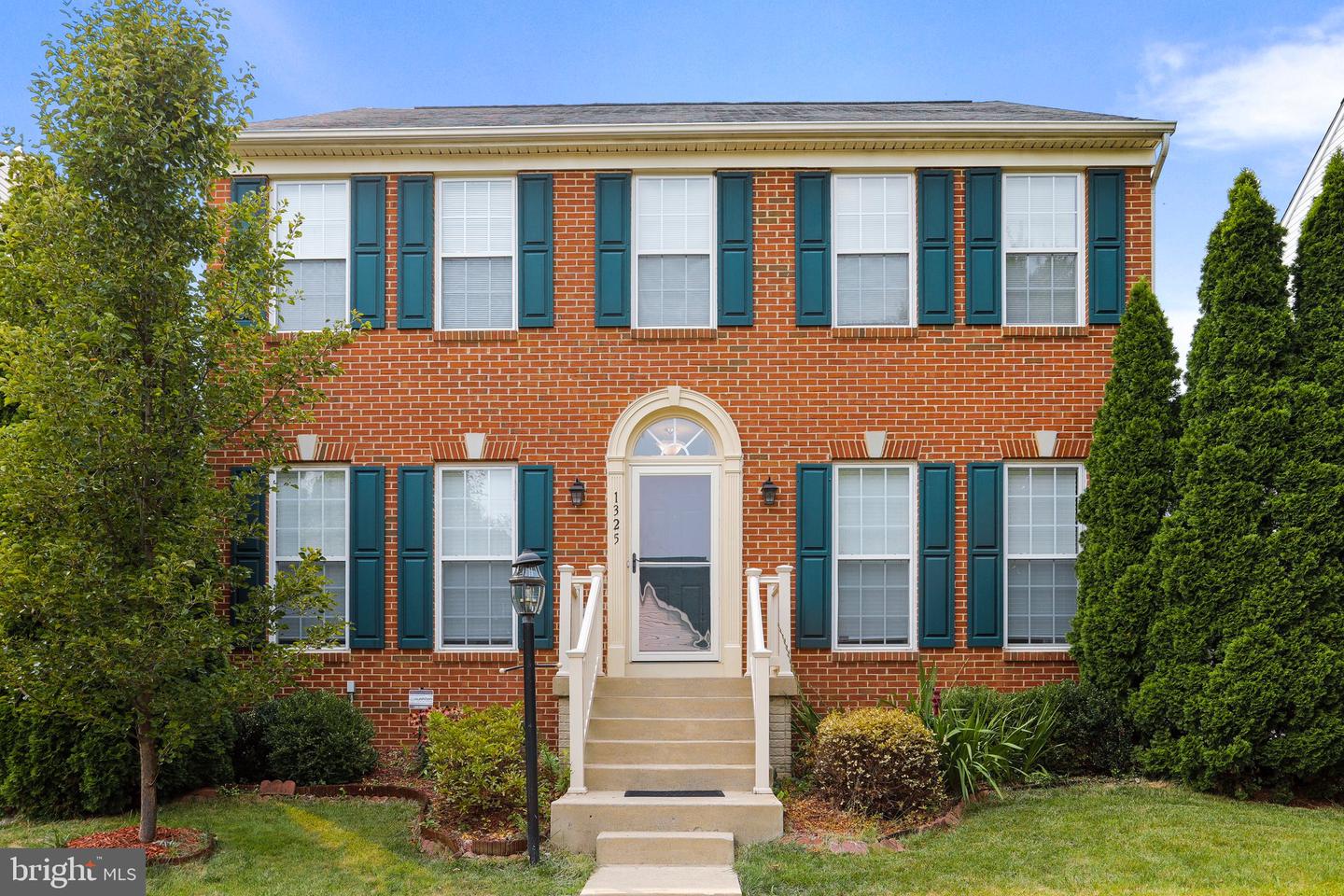 1325 Stallion Street