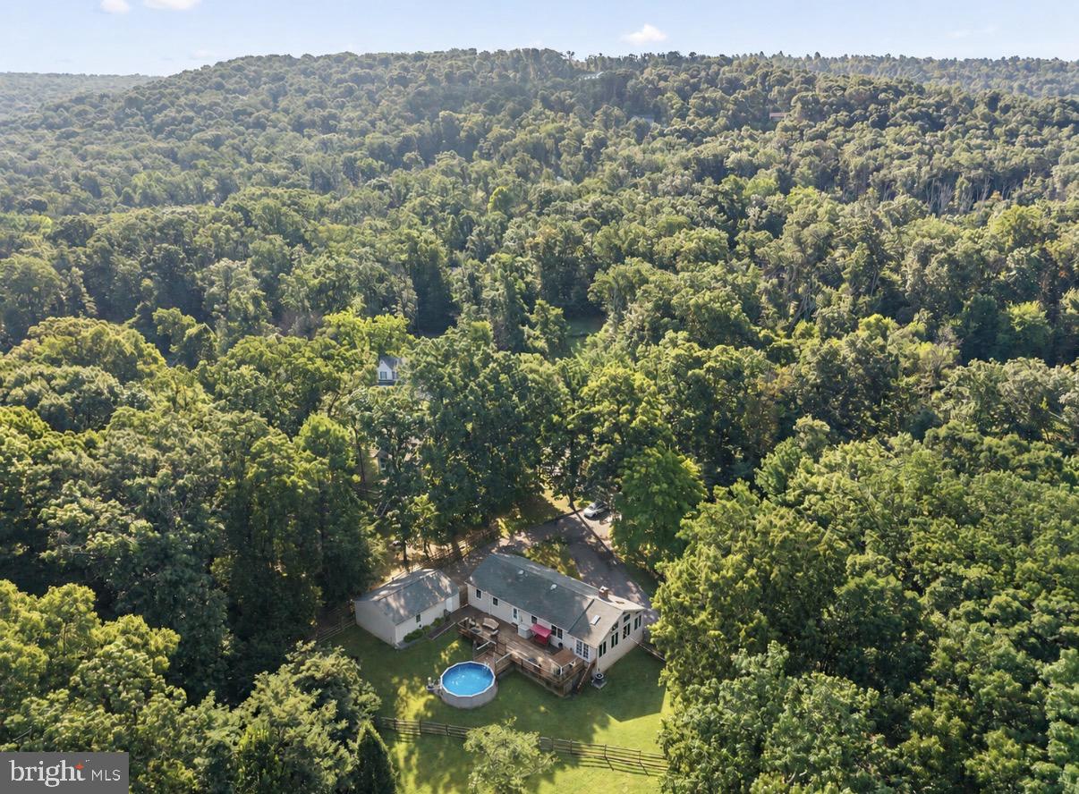 453 Sylvan Lane