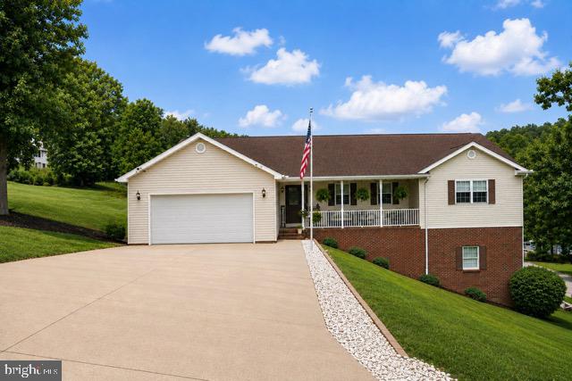 6 Rolling Oaks Estates