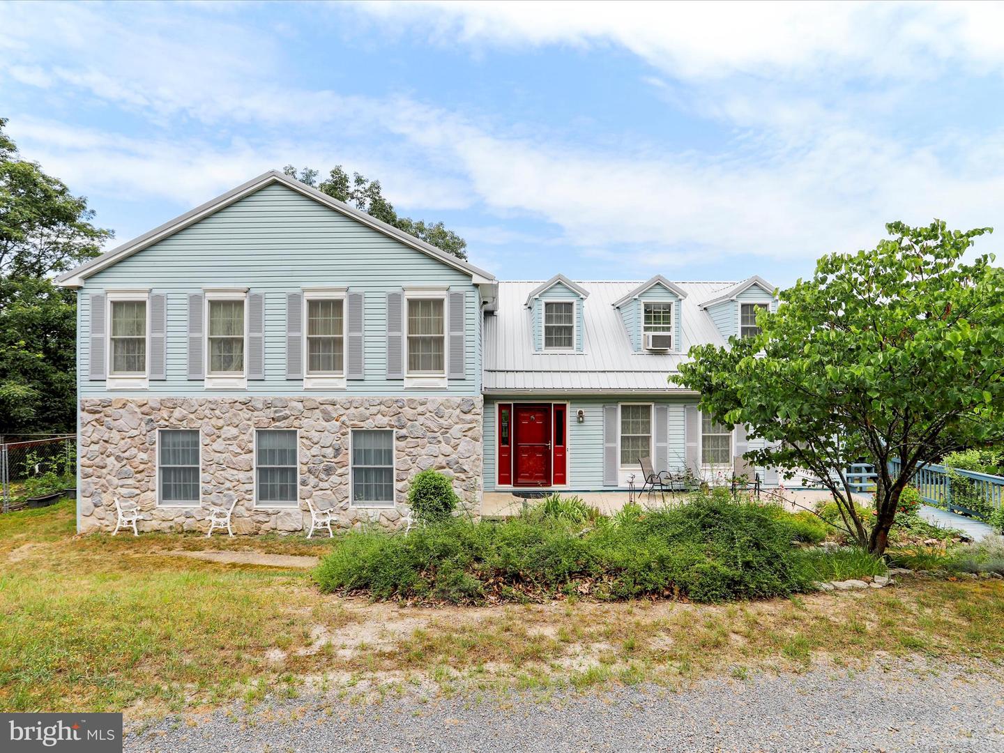 395 Oak Park Road, Burlington