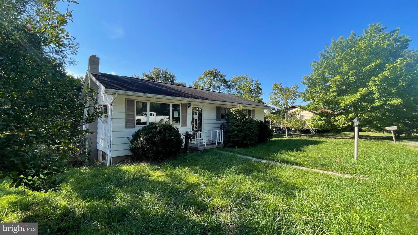 110 Hazelton Drive, Keyser