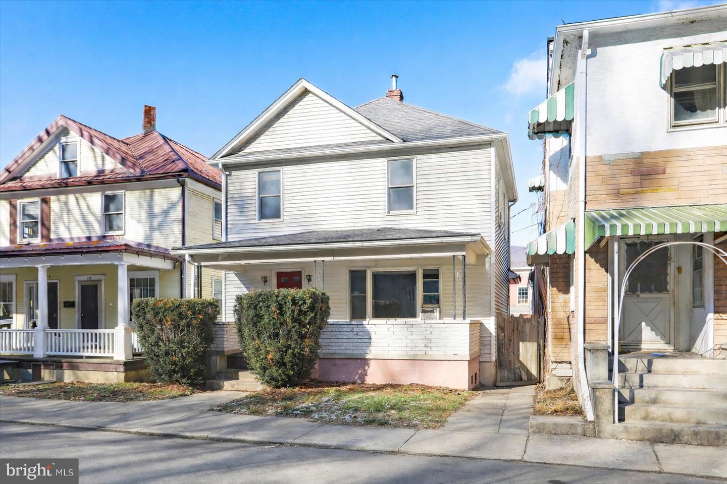 574 S Water Street, Keyser