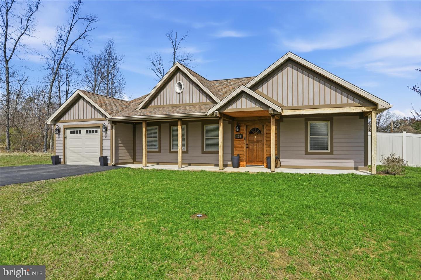 138 Redwood Lane, Keyser