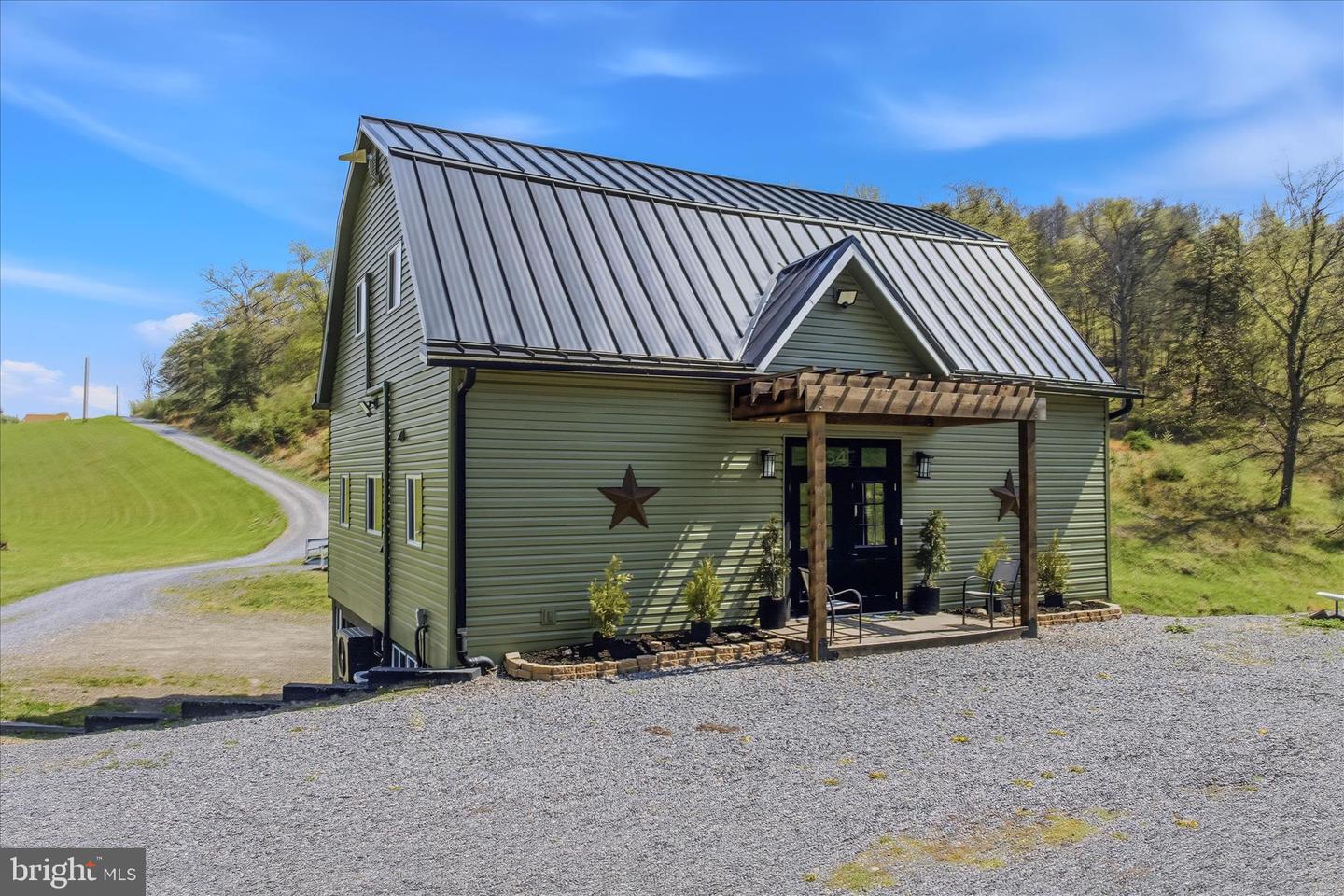 347 Meadow Valley Place, Keyser
