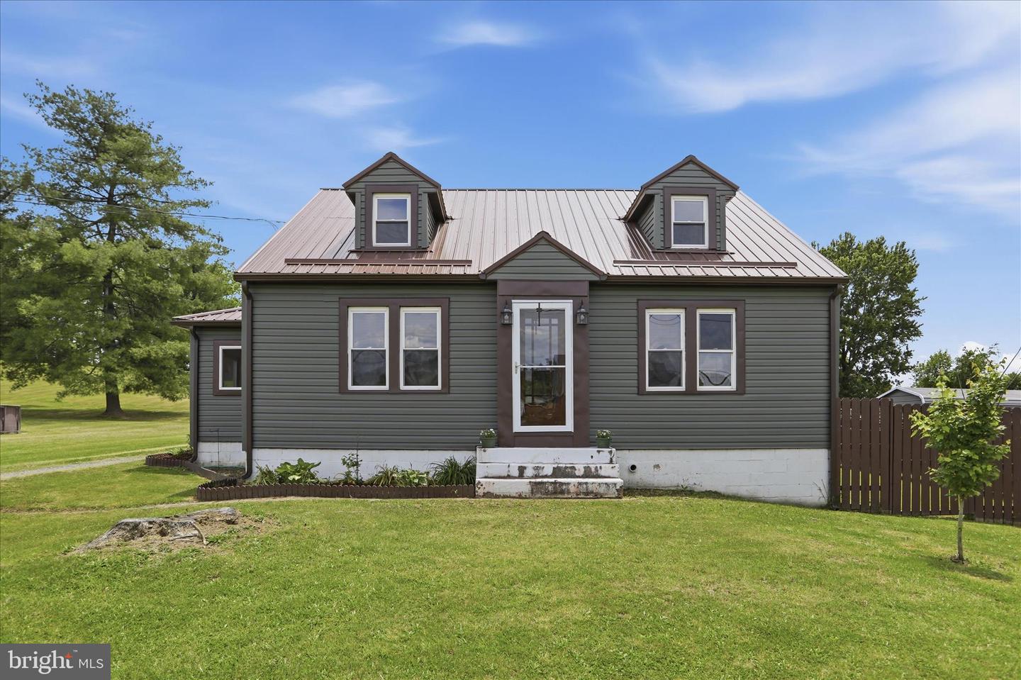 9285 Frankfort Highway