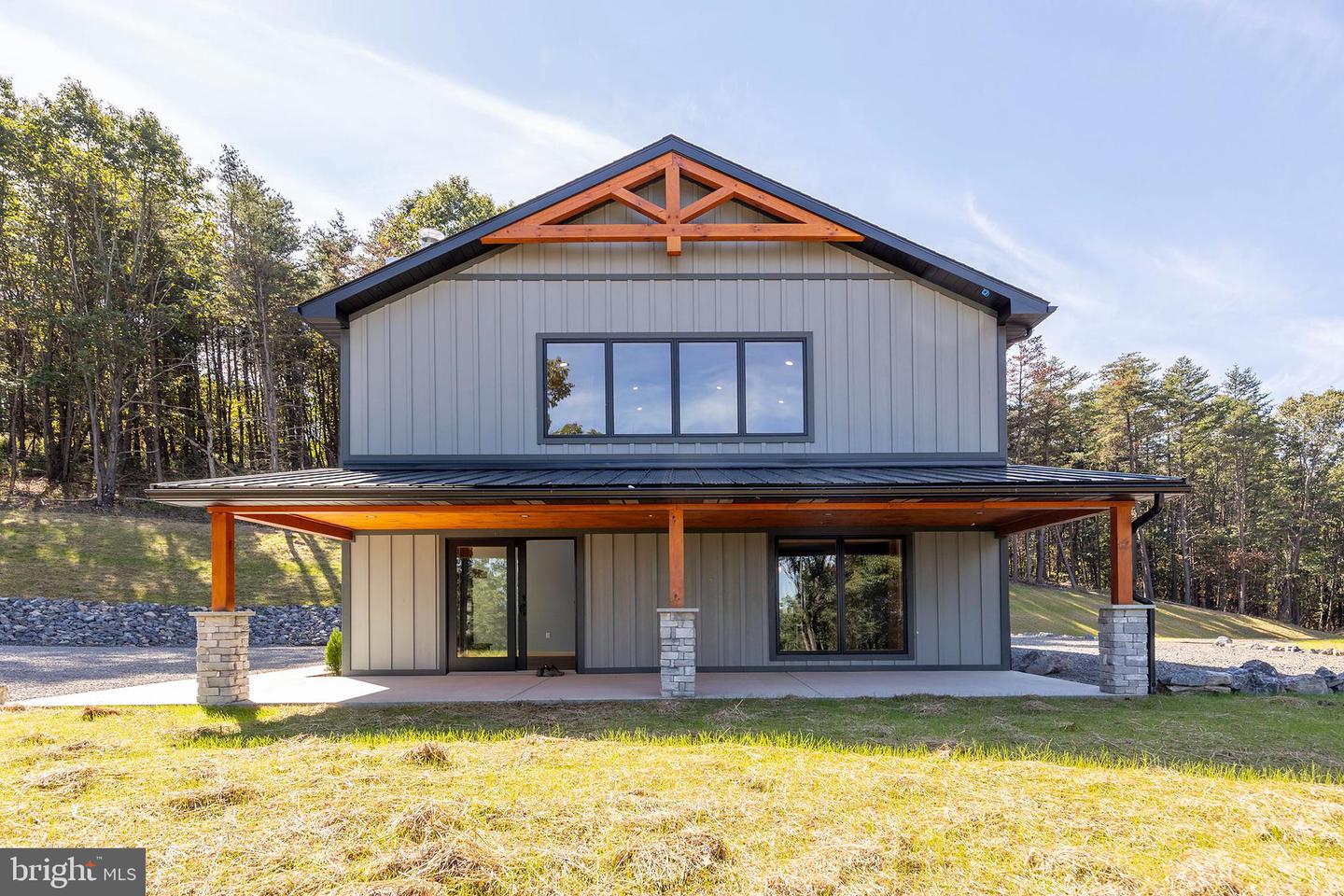 102 Bluffs Ridge Road