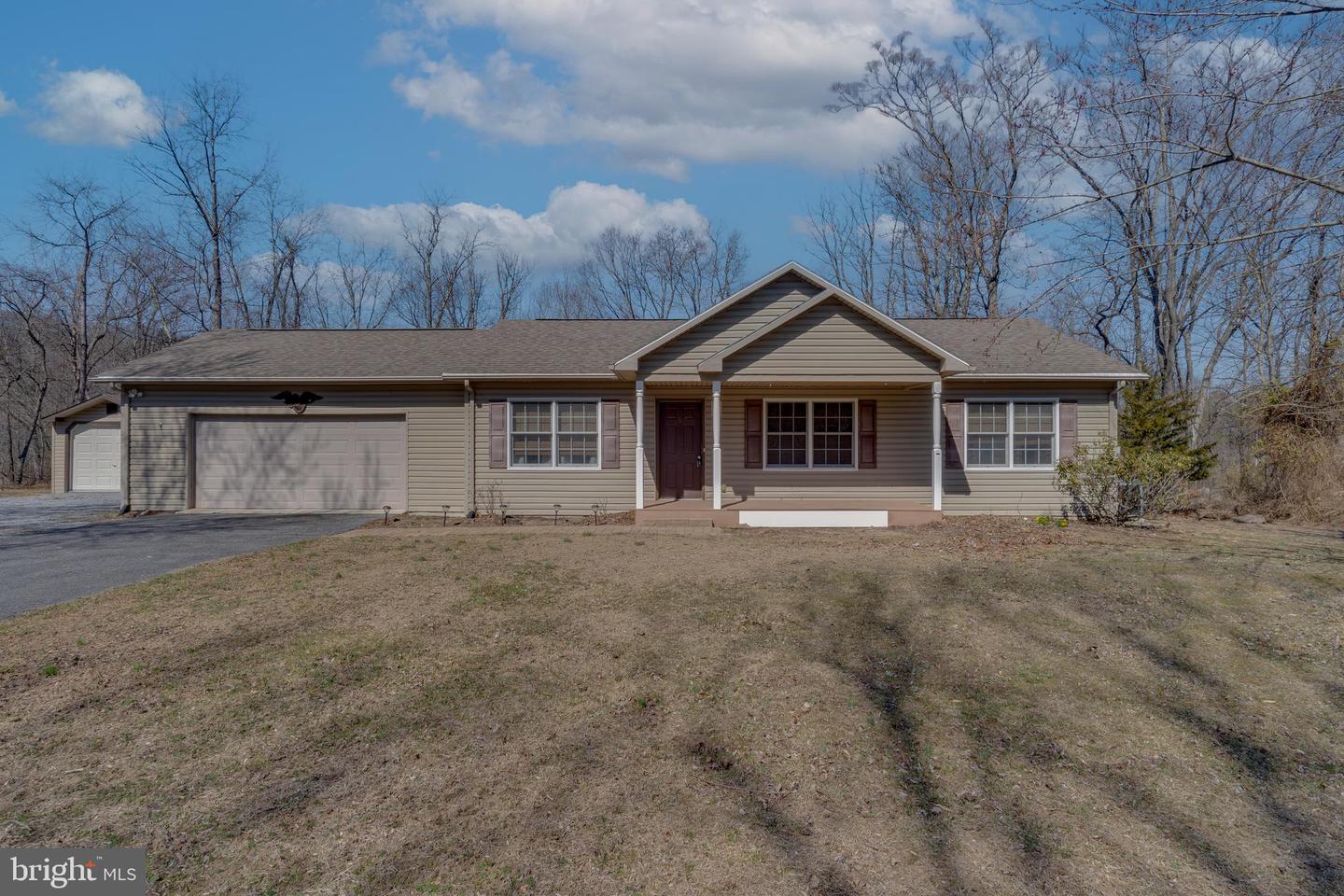 97 Bayonet Court, Berkeley Springs