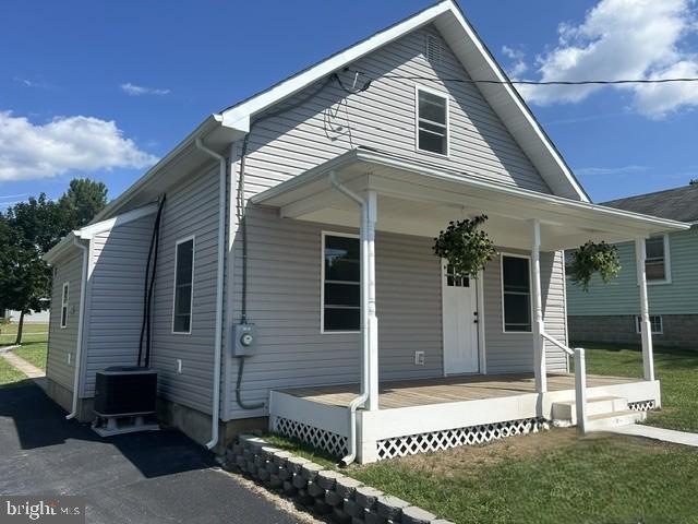 83 Jackson Street, Paw Paw