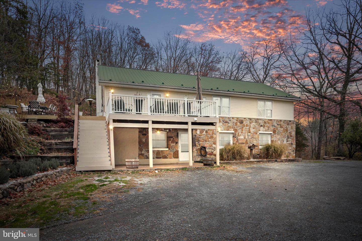 571 Martinsburg Road, Berkeley Springs