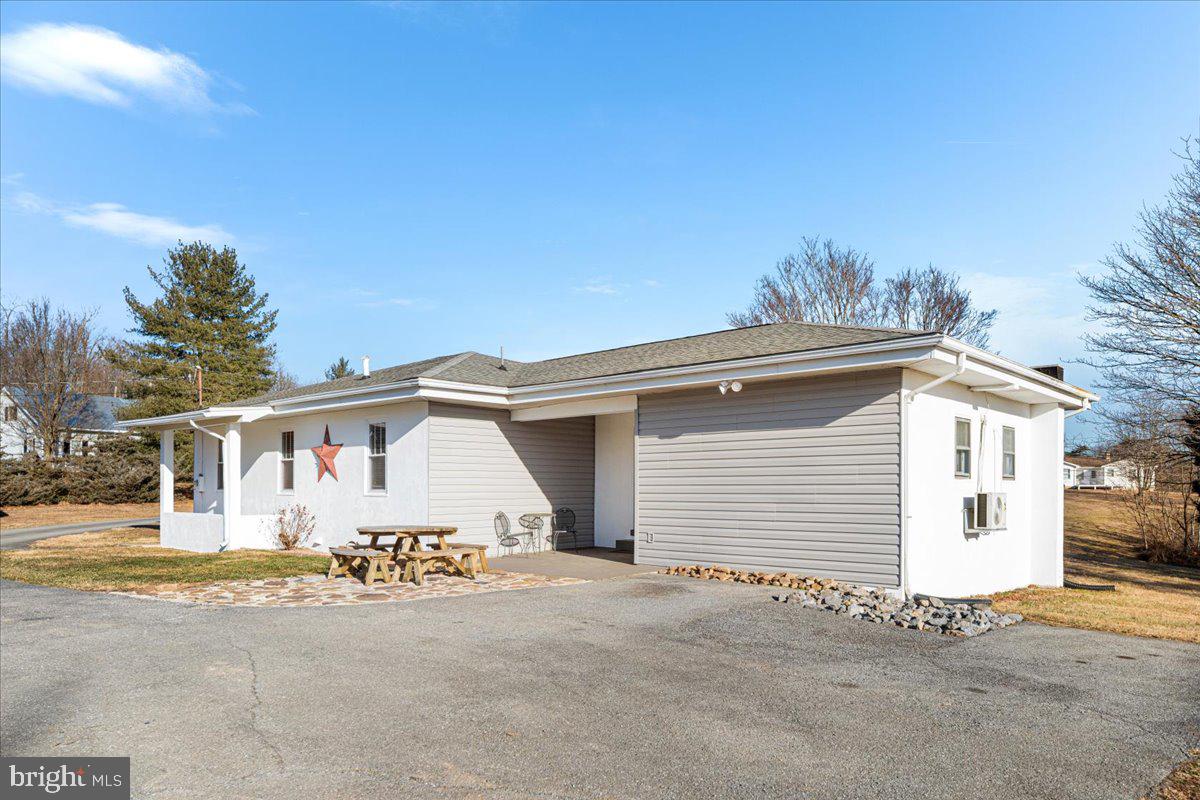 73 Marquise Lane, Berkeley Springs