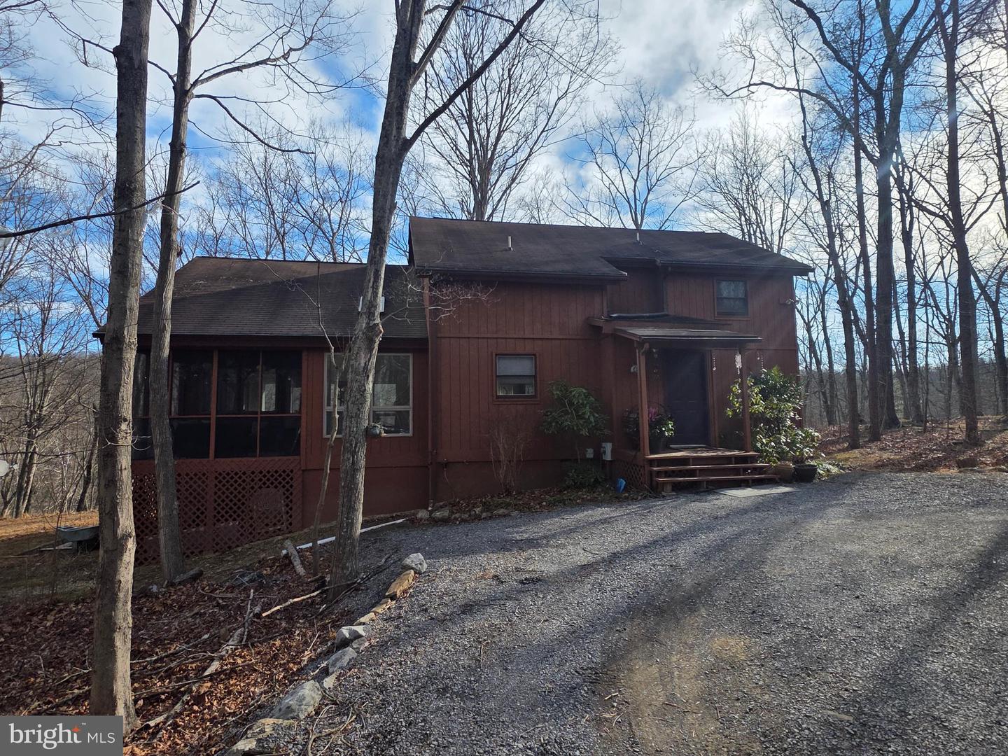 139 Cardinal Lane, Berkeley Springs
