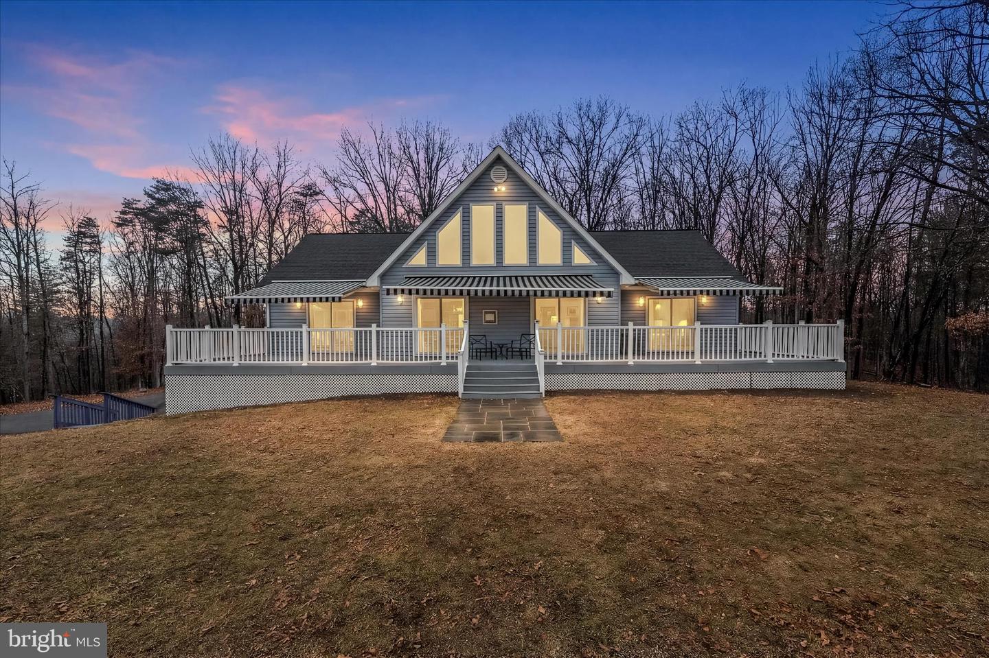 10 Winding Way, Berkeley Springs