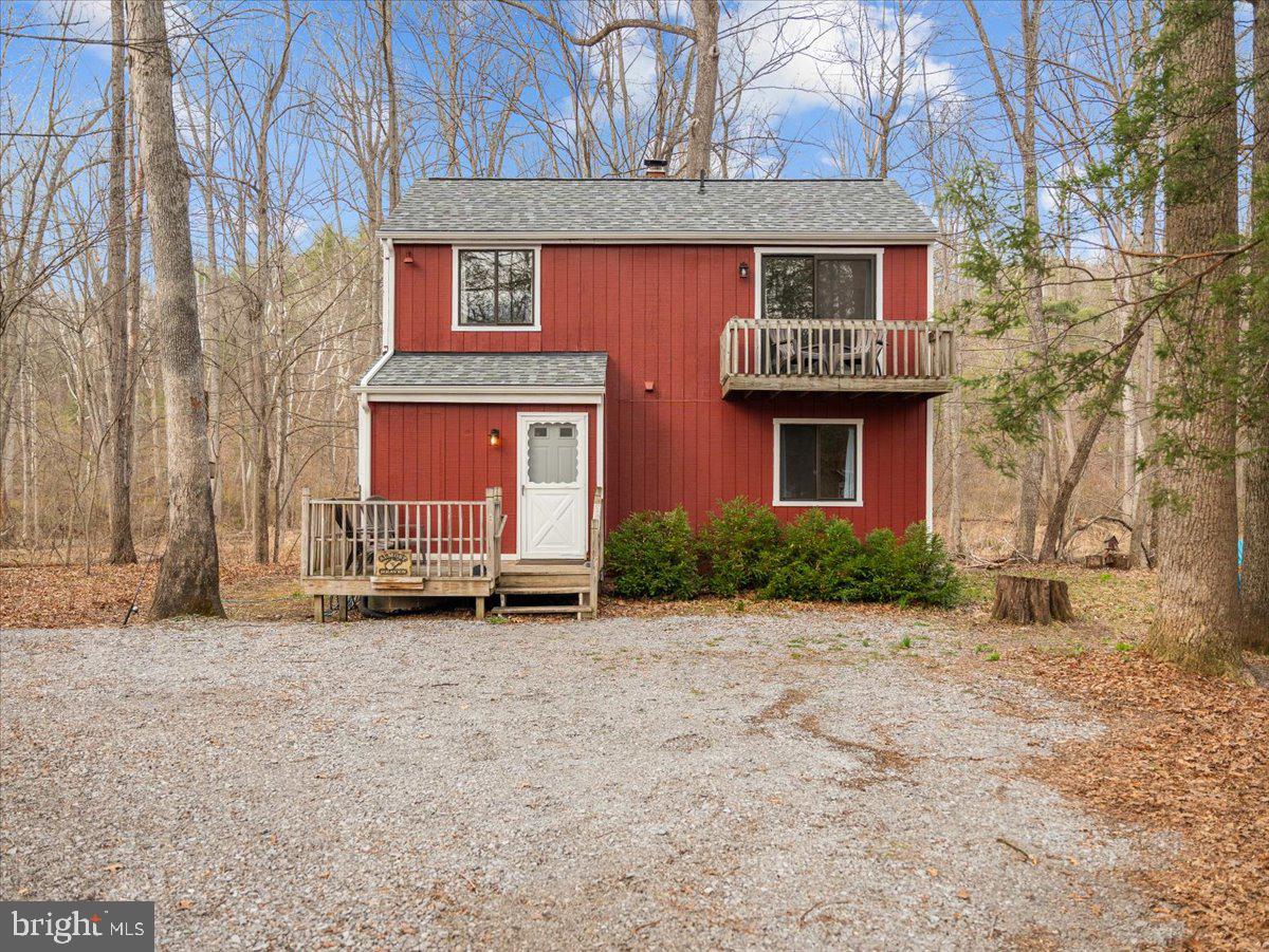 442 Foggy Bottom Lane, Berkeley Springs