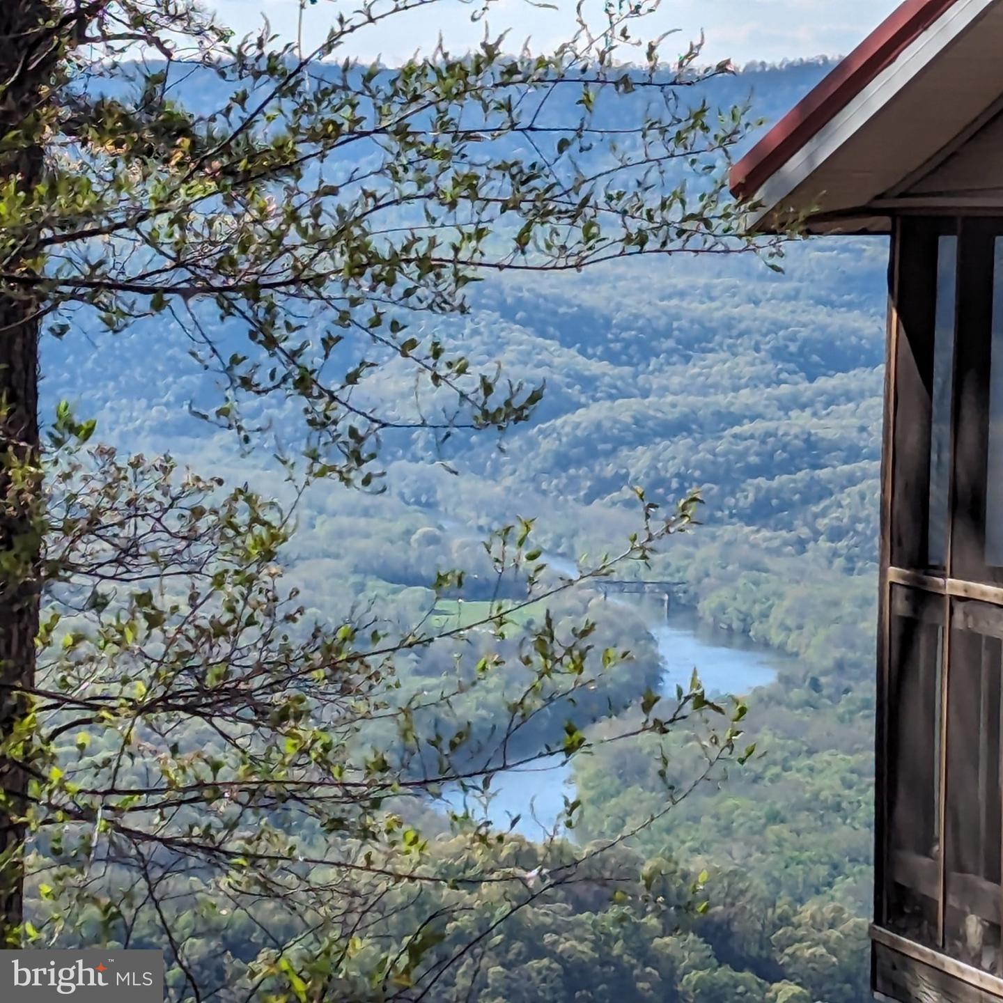 457 Blumb Lane, Great Cacapon