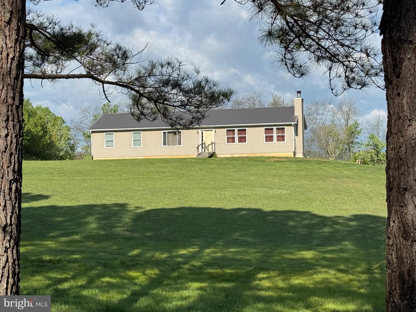1660 Highland Ridge Road, Berkeley Springs
