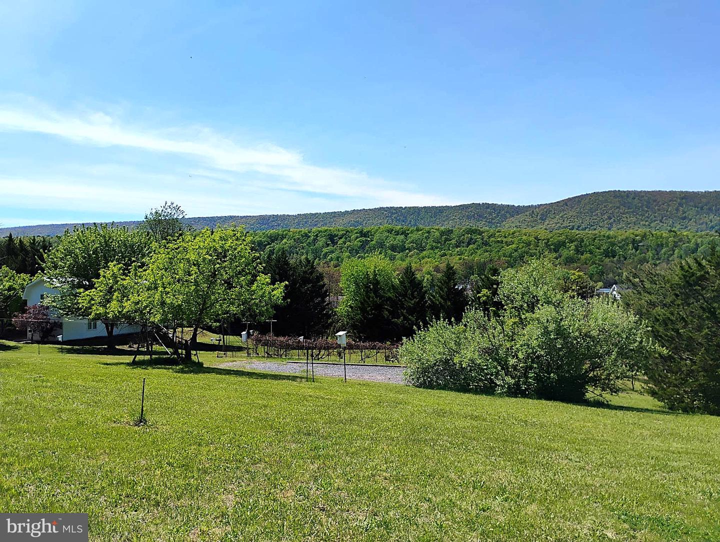 187 Sunny Meadow Place, Berkeley Springs