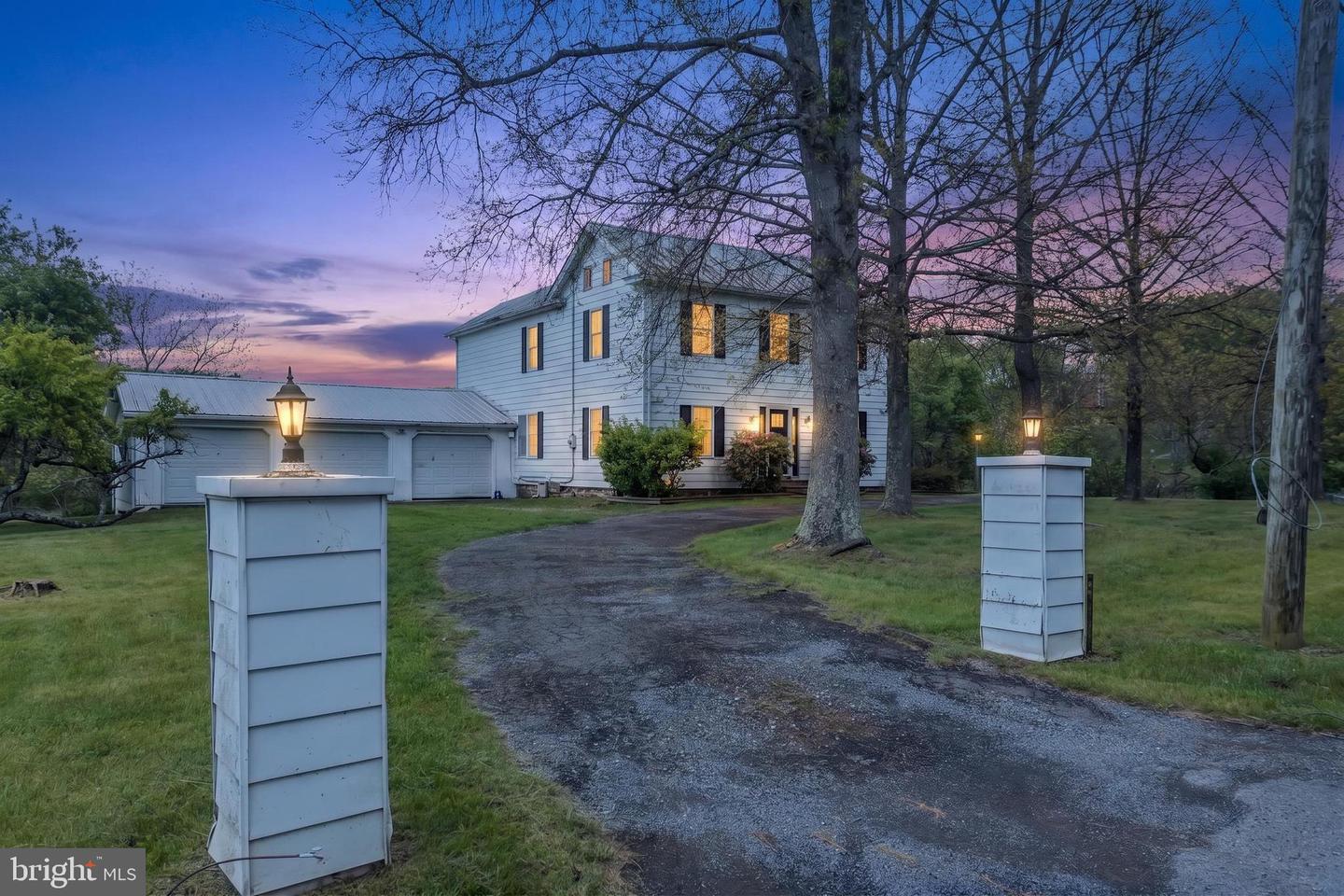 7051 Winchester Grade Road, Berkeley Springs