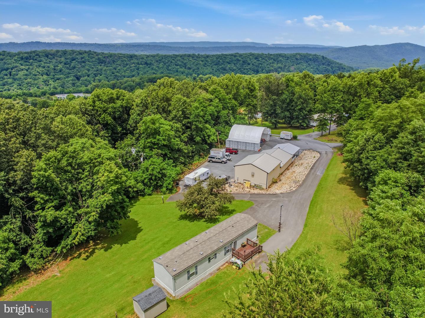 208 Barbeque Dr