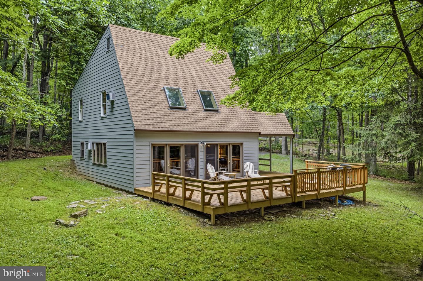 221 Mountainside Road
