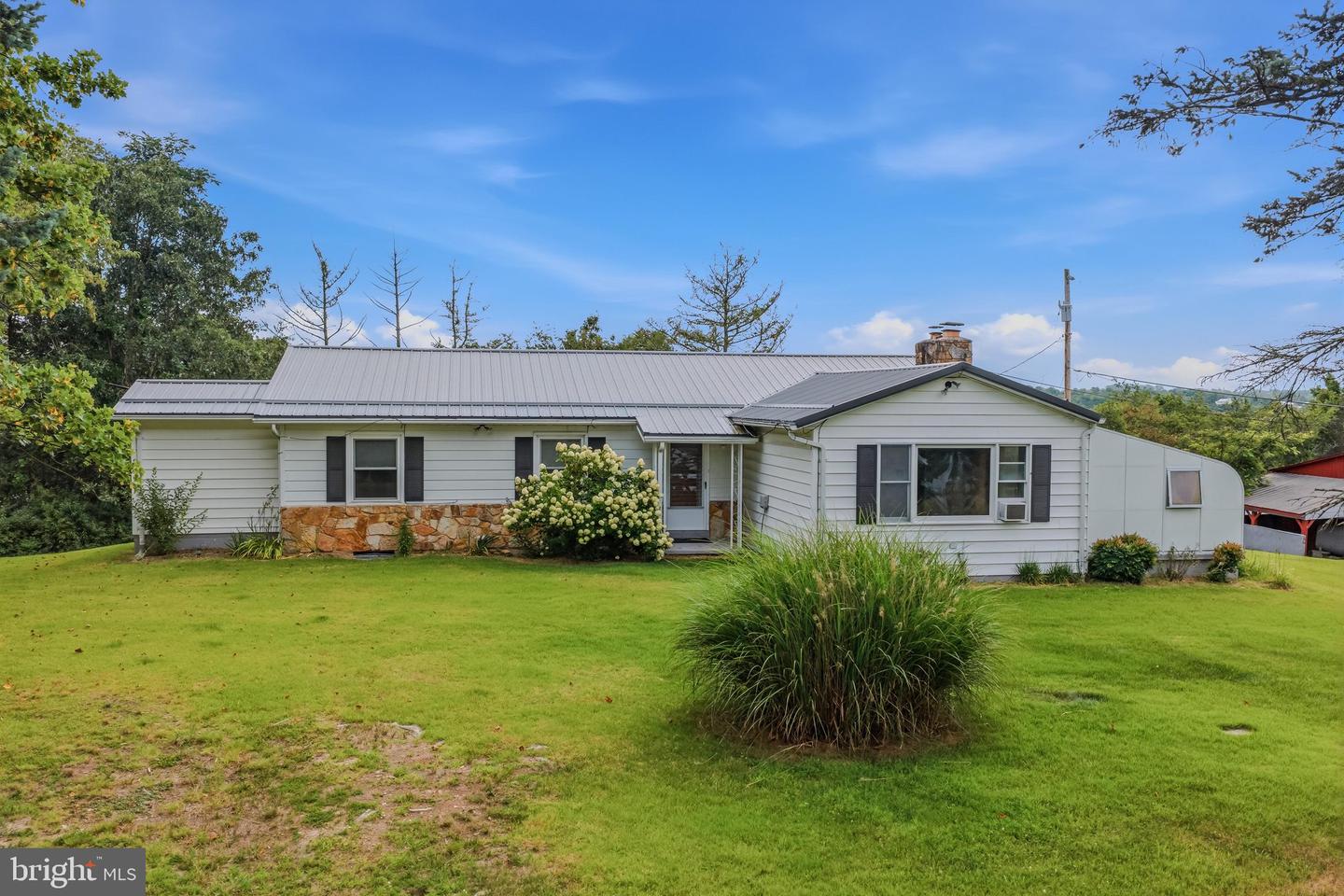 2712 Fairview Drive