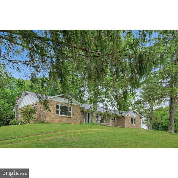 1213 Cash Valley Rd, Eglon