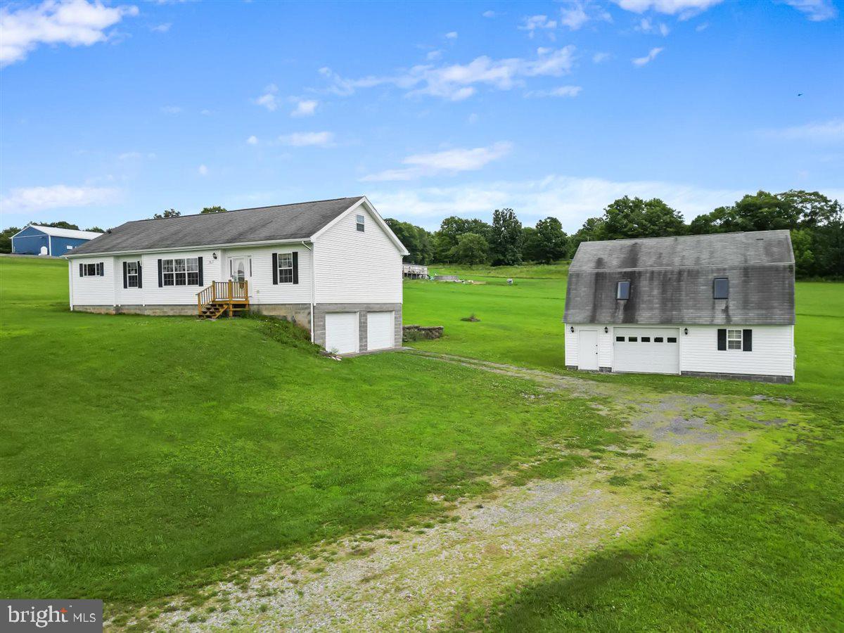 71 Greenwood Lane