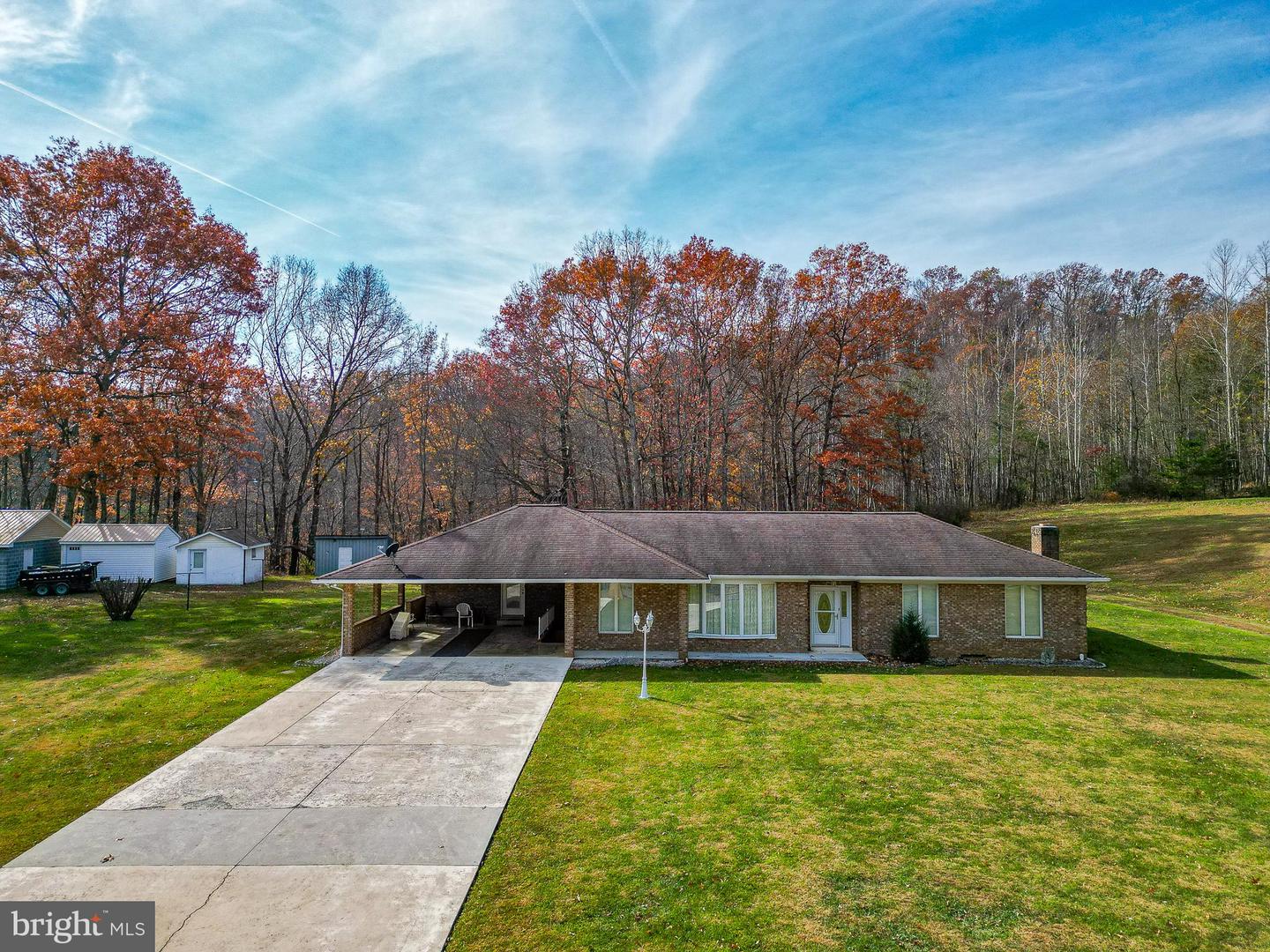645 Lower North Fork Road, Seneca Rocks